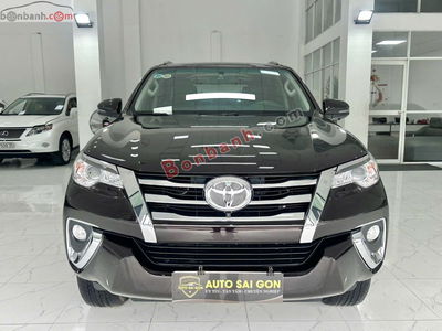 Xe Toyota Fortuner 2.7V 4x2 AT 2019
