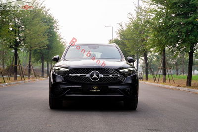 Xe Mercedes Benz GLC 300 4Matic 2023