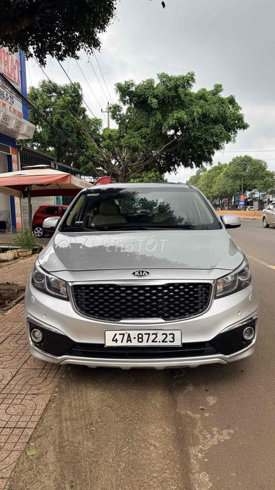 Kia Sedona 2017 2.2L DATH - 87000 km