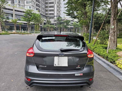 Ford Focus 2016 Titanium 2.0 AT - 80000 km