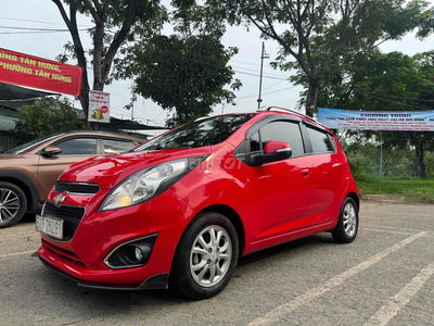 Chính chủ bán Chevrolet AT 2015 giá tốt