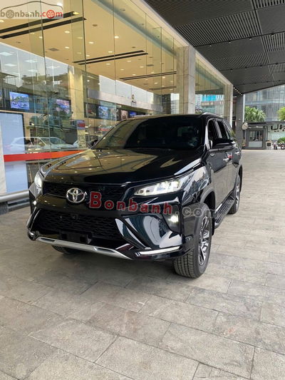 Xe Toyota Fortuner Legender 2.7L 4x2 AT 2025