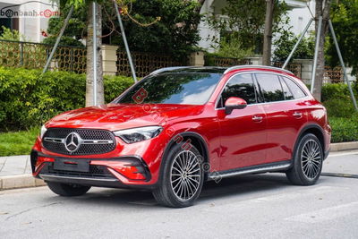 Xe Mercedes Benz GLC 300 4Matic 2023