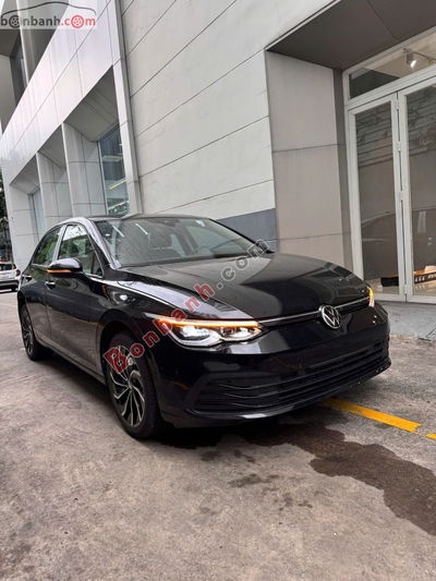 Xe Volkswagen Golf 1.5 eTSI Life 2025