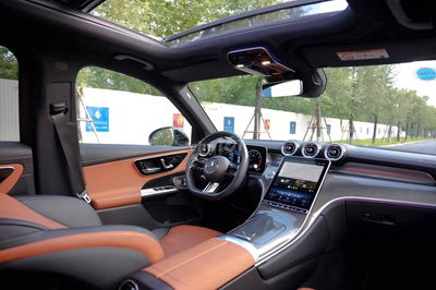 Mercedes Benz GLC Class 2023 - 15000 km