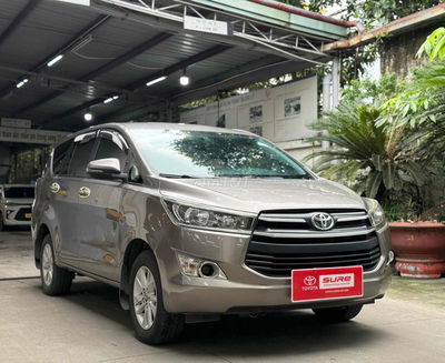 Toyota Innova 2016 2.0E - 124800 km