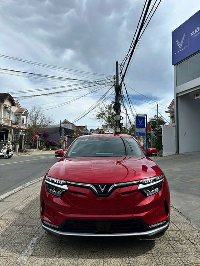 VinFast VF8 Eco 2022 - 38000 km