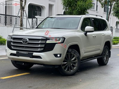 Xe Toyota Land Cruiser 3.5 V6 2024