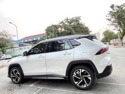 Toyota Corolla Cross Trắng, đen