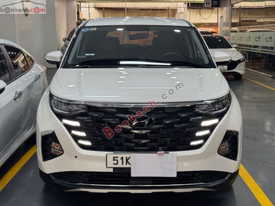 Xe Hyundai Custin Tiêu Chuẩn 1.5T 2023