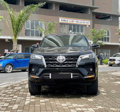 Toyota Fortuner 2.7V 4x2 AT 2018 - 20000 km