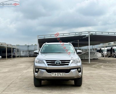 Xe Toyota Fortuner 2.4G 4x2 AT 2019