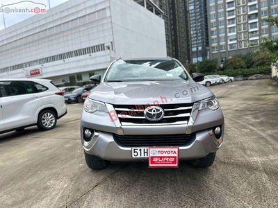 Xe Toyota Fortuner 2.4G 4x2 AT 2019