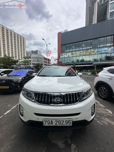 Xe Kia Sorento 2.4 GAT Premium 2019