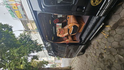 Xe Ford Transit Limousine 2018