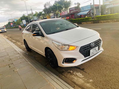 huynh dai Accent 2018