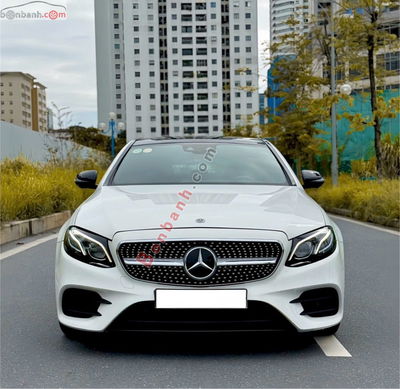 Xe Mercedes Benz E class E300 AMG 2020