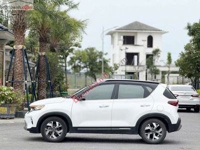 Xe Kia Sonet Premium 1.5 AT 2022