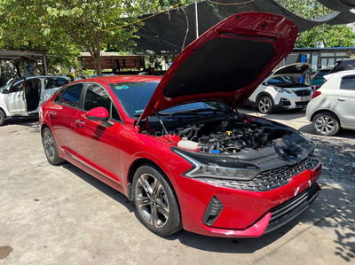 Kia K5 2.0 Luxury 2022 odo 6v