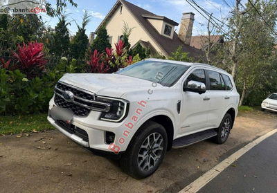 Xe Ford Everest Titanium 2.0L 4x2 AT 2025