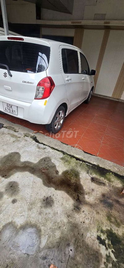 22 1030 2019 1.0 CVT - 100000 km