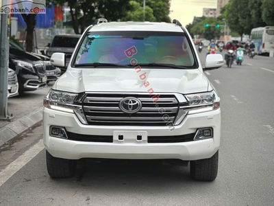 Xe Toyota Land Cruiser VX 4.6 V8 2017