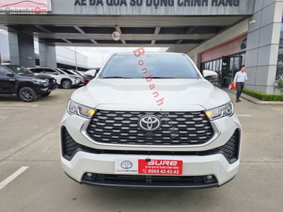Xe Toyota Innova Cross 2.0 CVT 2024