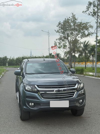 Xe Chevrolet Colorado LT 2.5L 4x2 AT 2018