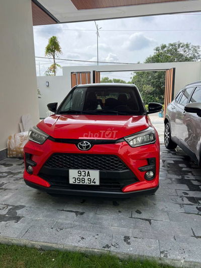 Toyota Raize 2023 - 8000 km