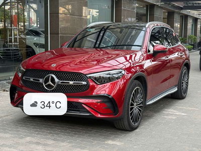E cần bán mercedes glc300 sx 2023 xe đẹp lắm