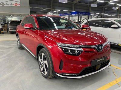 Xe VinFast VF8 Eco AWD 2023