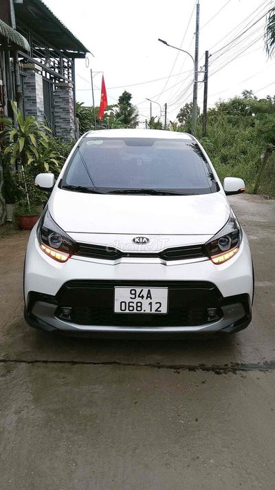 Xe gia đình Kia Morning 2021 X Line - 74000 km