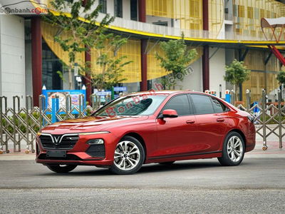 Xe VinFast Lux A 2.0 Base 2.0 AT 2020