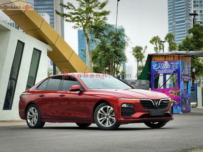 Xe VinFast Lux A 2.0 Base 2.0 AT 2020
