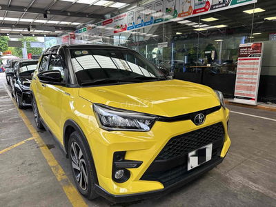 Toyota Raize 1.0Turbo Vàng nóc đen thể thao 2023