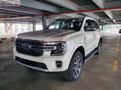 Xe Ford Everest Titanium 2.0L 4x2 AT 2025