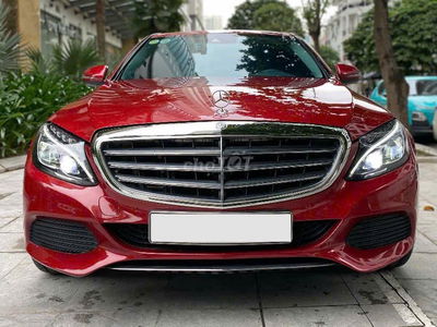 Mercedes Benz C250 Exclusive 2016 màu đỏ