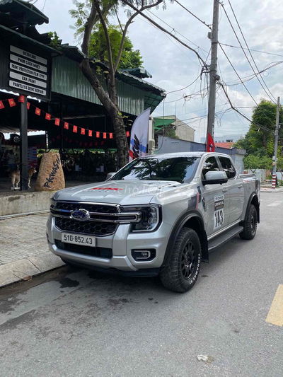 Ford Ranger 2023 XLS 2.0 4x2 AT đăng ký 2024
