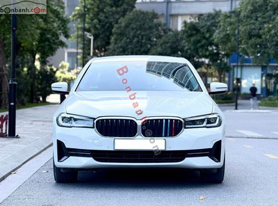 Xe BMW 5 Series 520i Luxury Line 2022