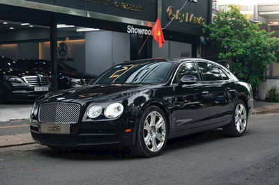Bentley Flying Spur 2015 - 28000 km