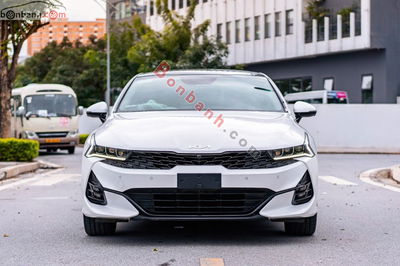 Xe Kia K5 Premium 2.0 AT 2023