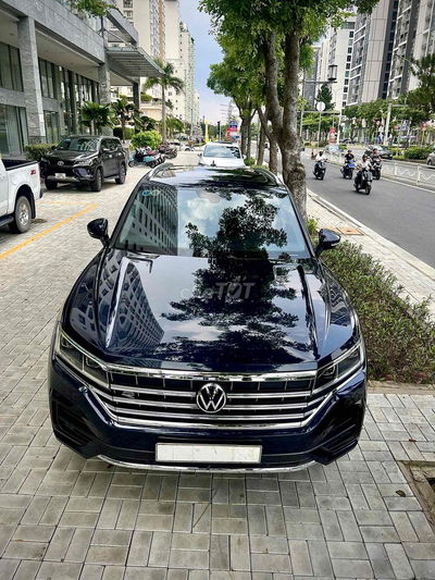 Volkswagen Touareg 2023 Luxury - 34000 km