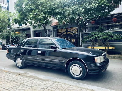 Toyota Crown 1995 - 100000 km