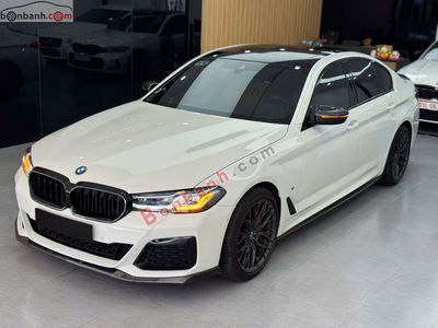 Xe BMW 5 Series 520i M Sport 2022