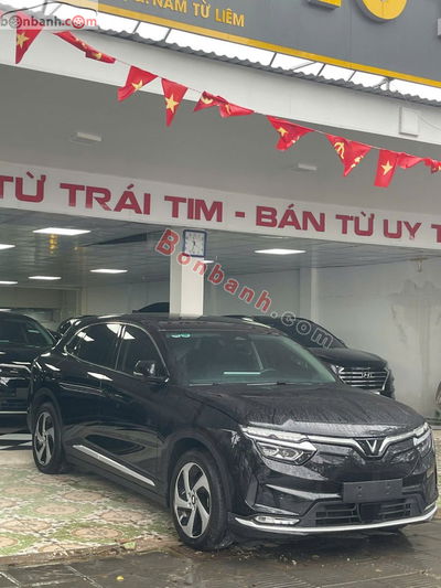 Xe VinFast VF8 Eco AWD 2023