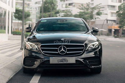 Mercedes Benz E300 AMG 2019 - Hỗ Trợ Vay Tối Đa