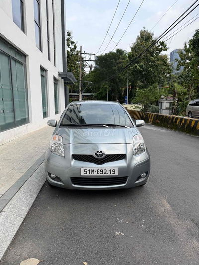 Toyota Yaris cọp 2011