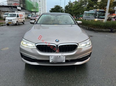 Xe BMW 5 Series 520i 2018
