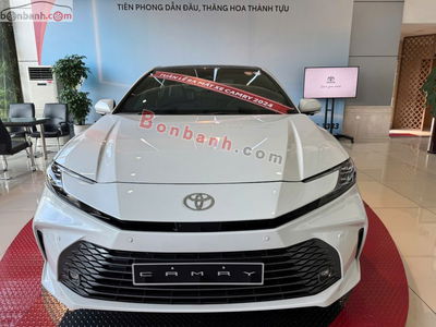 Xe Toyota Camry 2.5 HEV Mid 2025