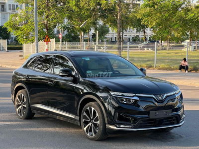 VF8 Plus 2023 Mua Pin Catl hiamr 70tr đổi xe xăng